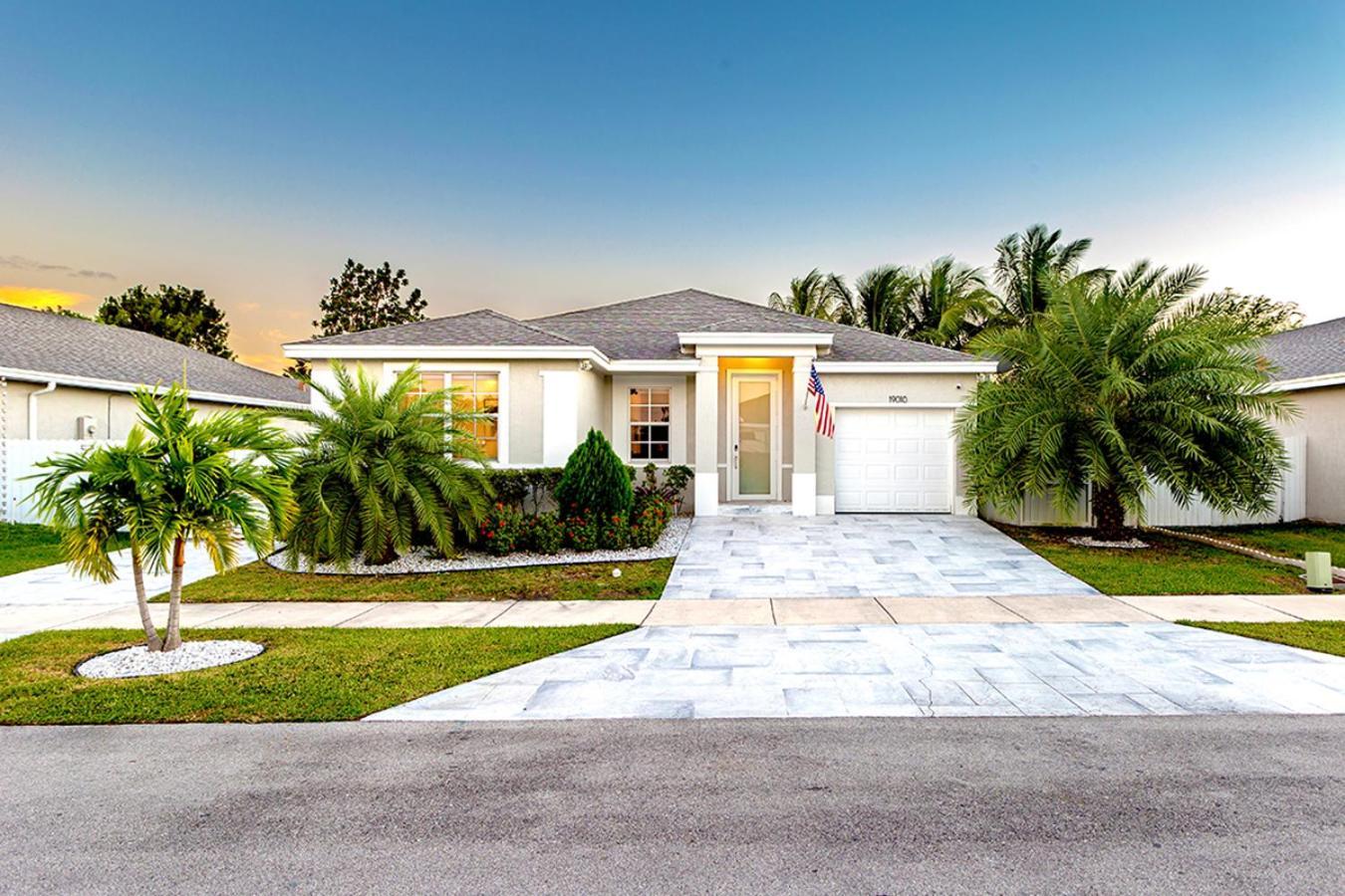 Lux Backyard/Heated Pool/Everglades/Speedway/Keys! Маямі Екстер'єр фото